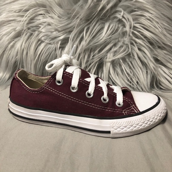 maroon converse kids